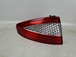 Fanale posteriore principale sinistro (luci)