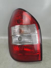 Fanale posteriore principale sinistro (luci)