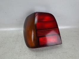 Fanale posteriore principale sinistro (luci)