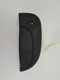 Poignee porte avant droit