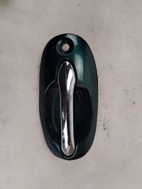 Poignee porte avant droit