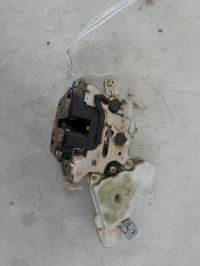 Cerradura delantera izquierda
