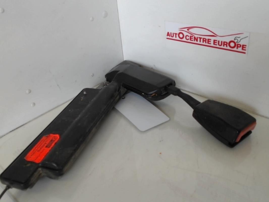 Aggancio cintura sicurezza anteriore sinistro