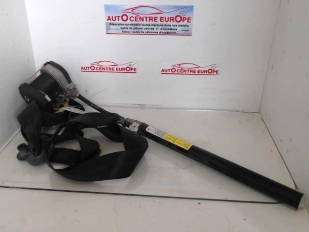 Ceinture avant droit