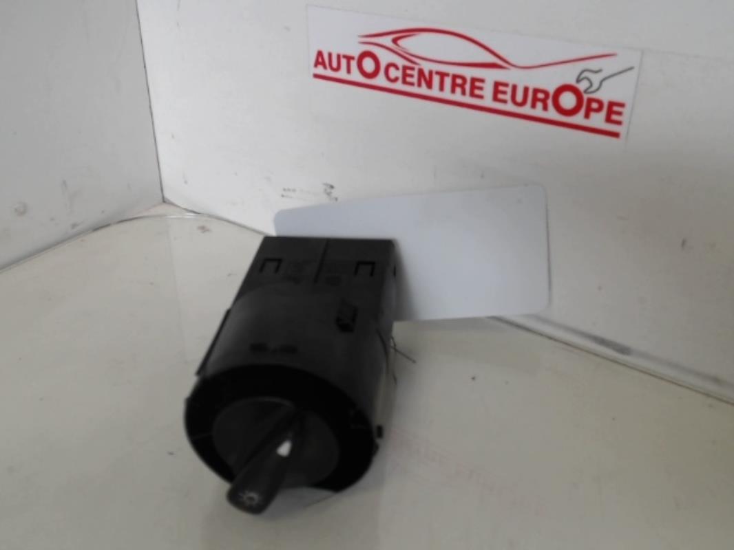 Commande de phare