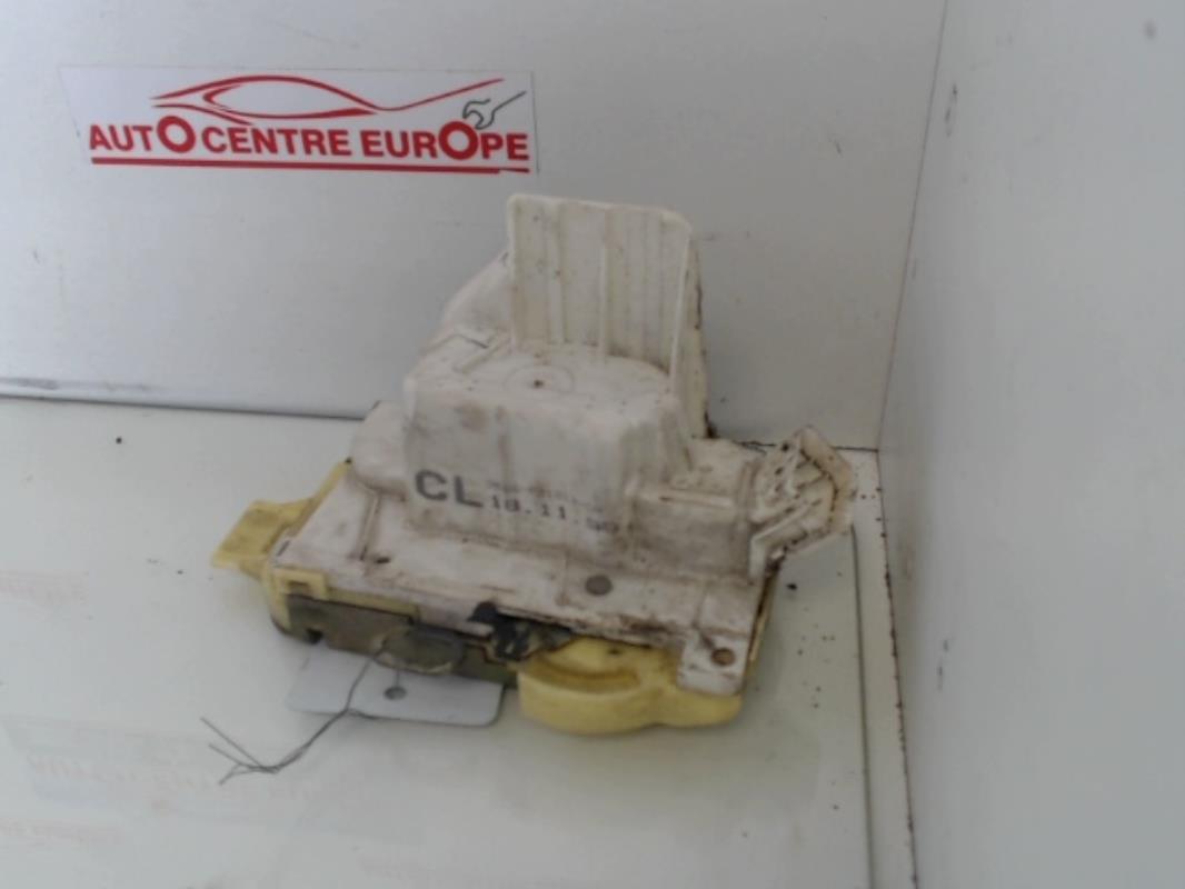 Fermeture centralisee avant droit