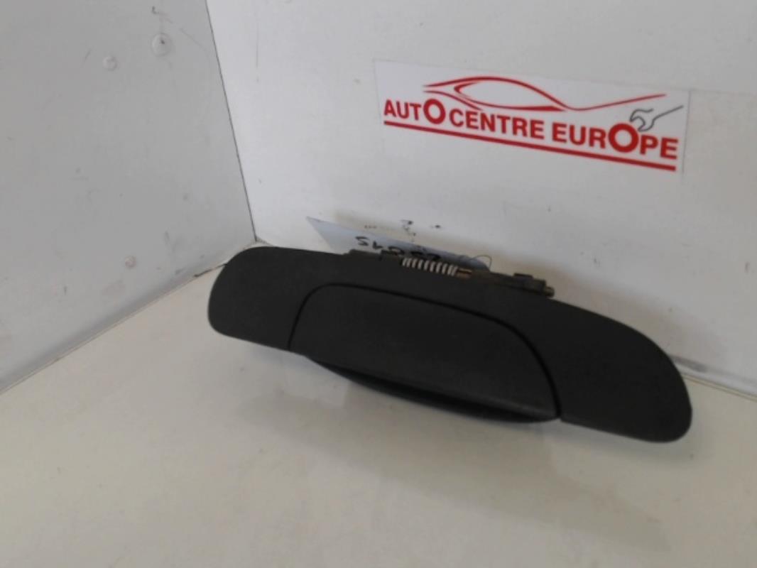 Poignee porte arriere droit