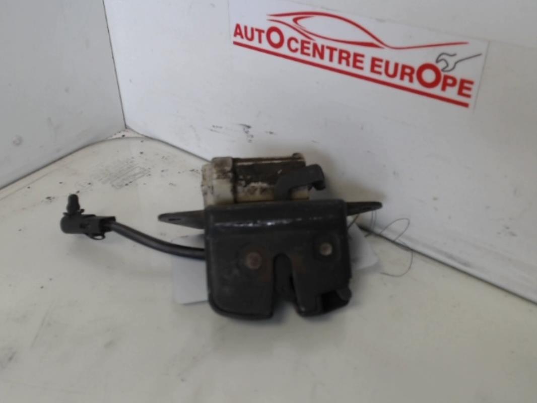 Chiusura centralizzata bagagliaio