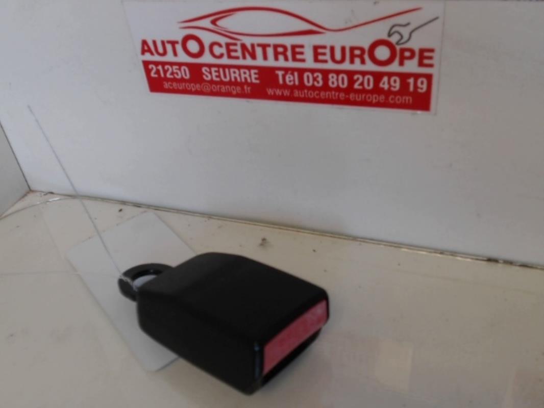 Aggancio cintura sicurezza posteriore centrale