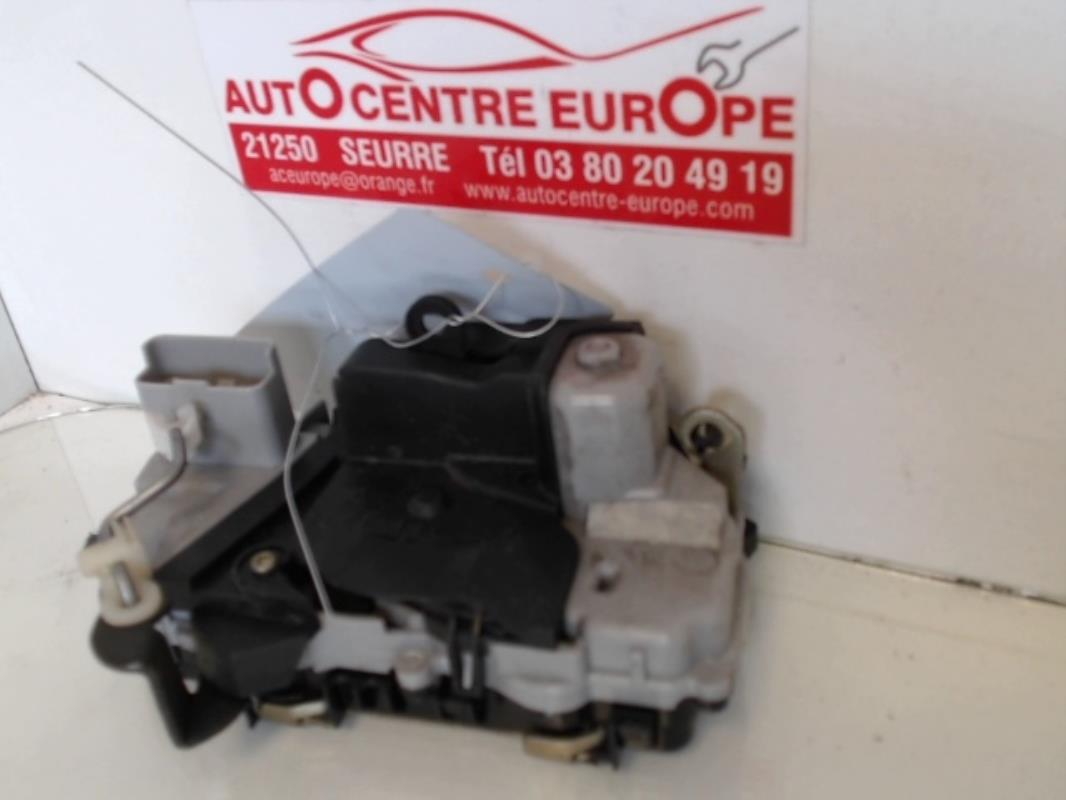 Chiusura centralizzata anteriore destra
