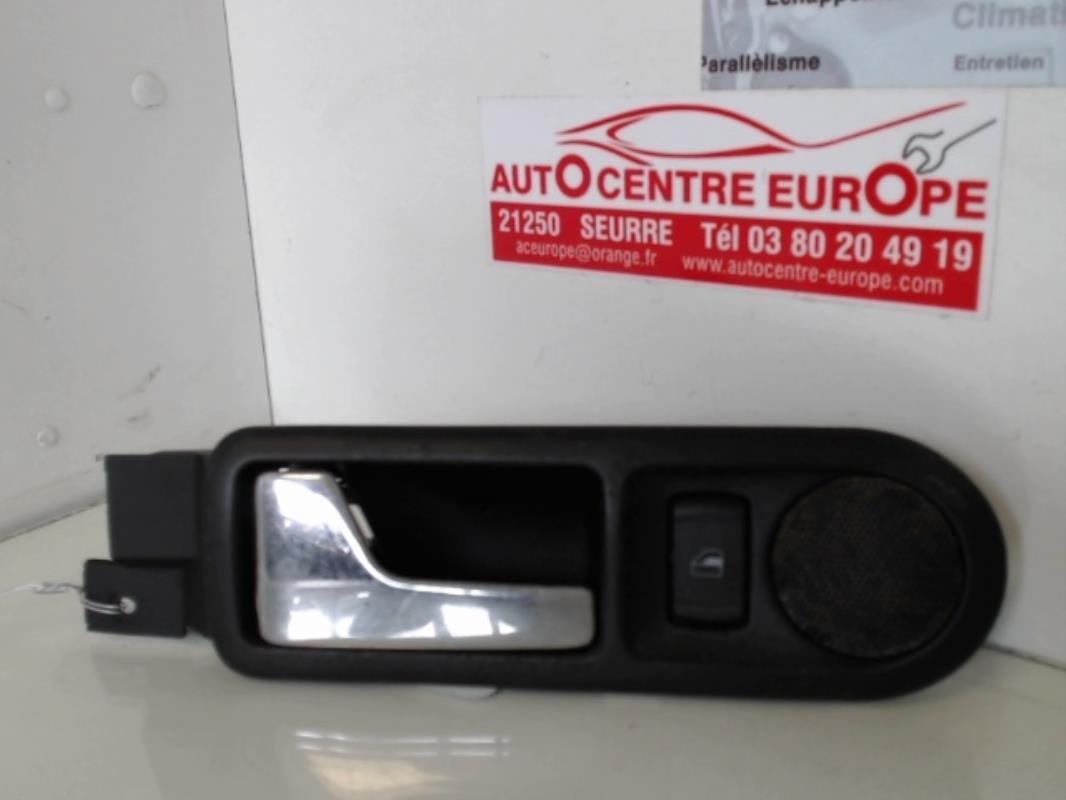 Poignee interieur arriere gauche