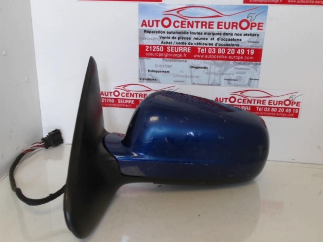 Specchietto retrovisore sinistro