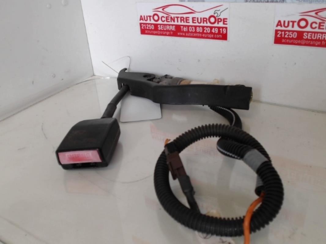 Aggancio cintura sicurezza anteriore destro