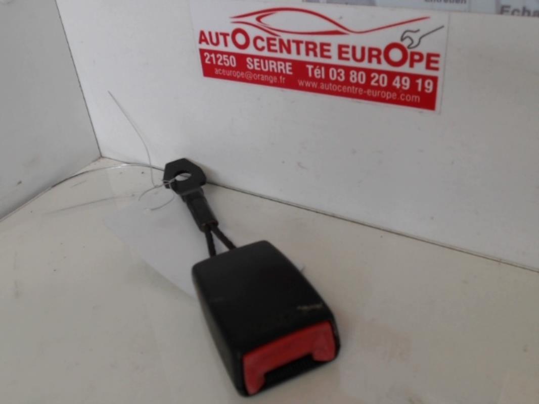 Aggancio cintura sicurezza anteriore destro