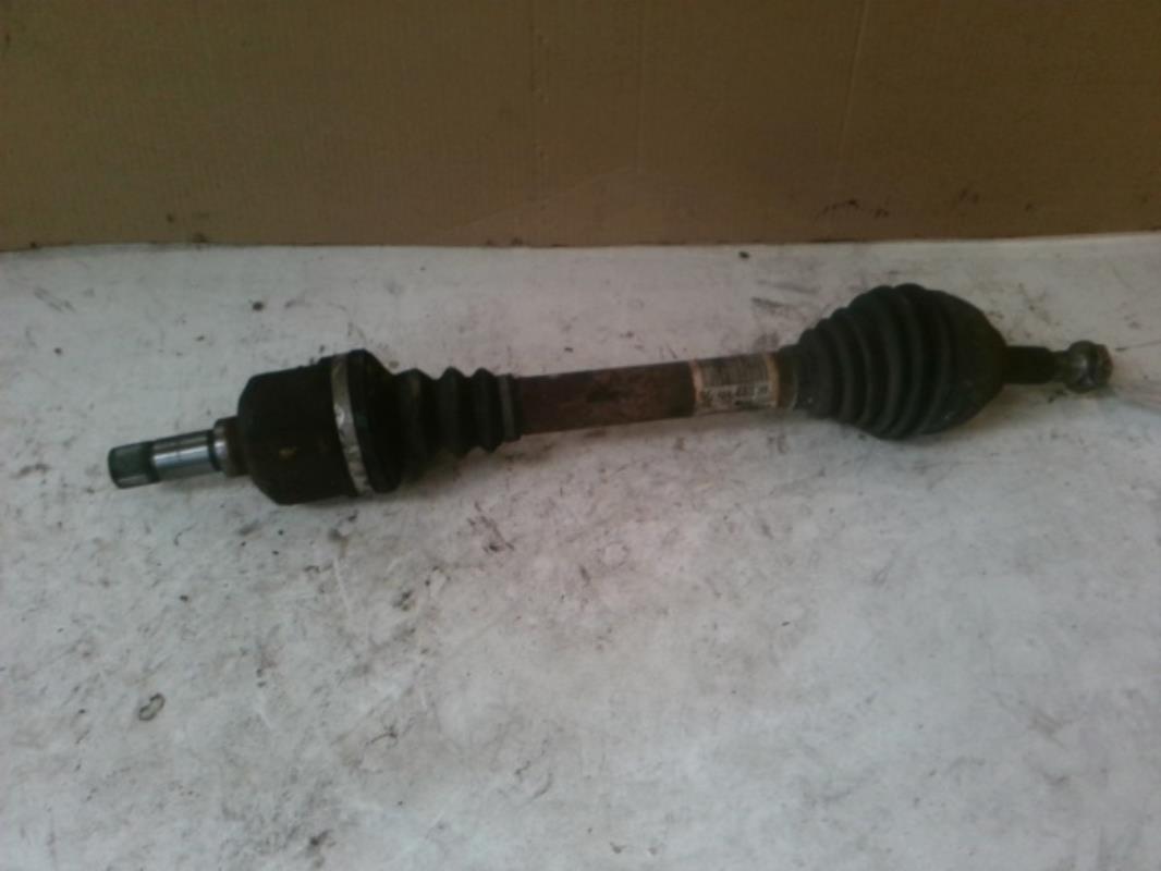 Cardan gauche (transmission)