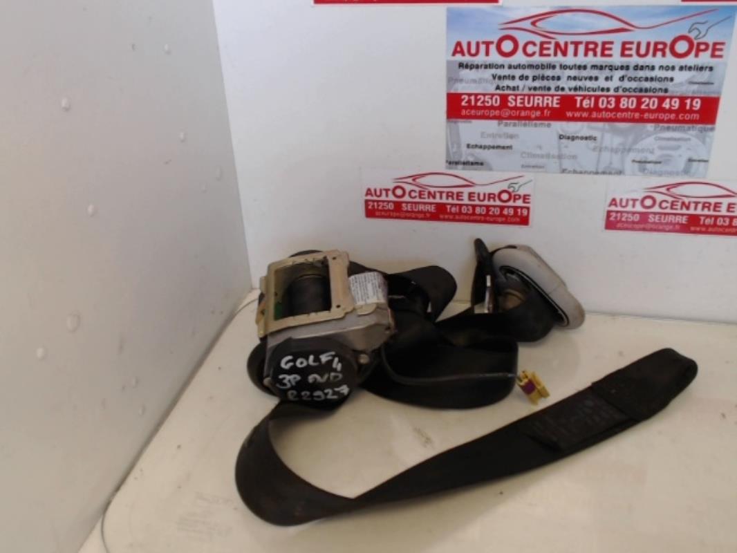 Ceinture avant droit