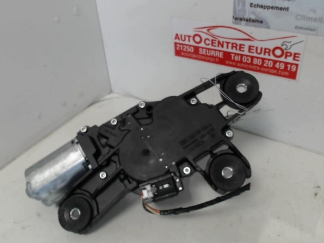 Moteur essuie glace arriere