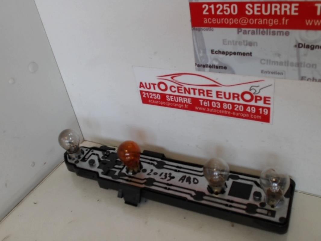 Platine feu arriere droit
