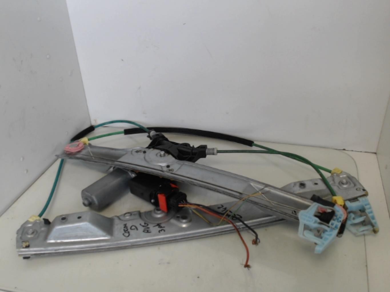 Leve vitre electrique avant gauche