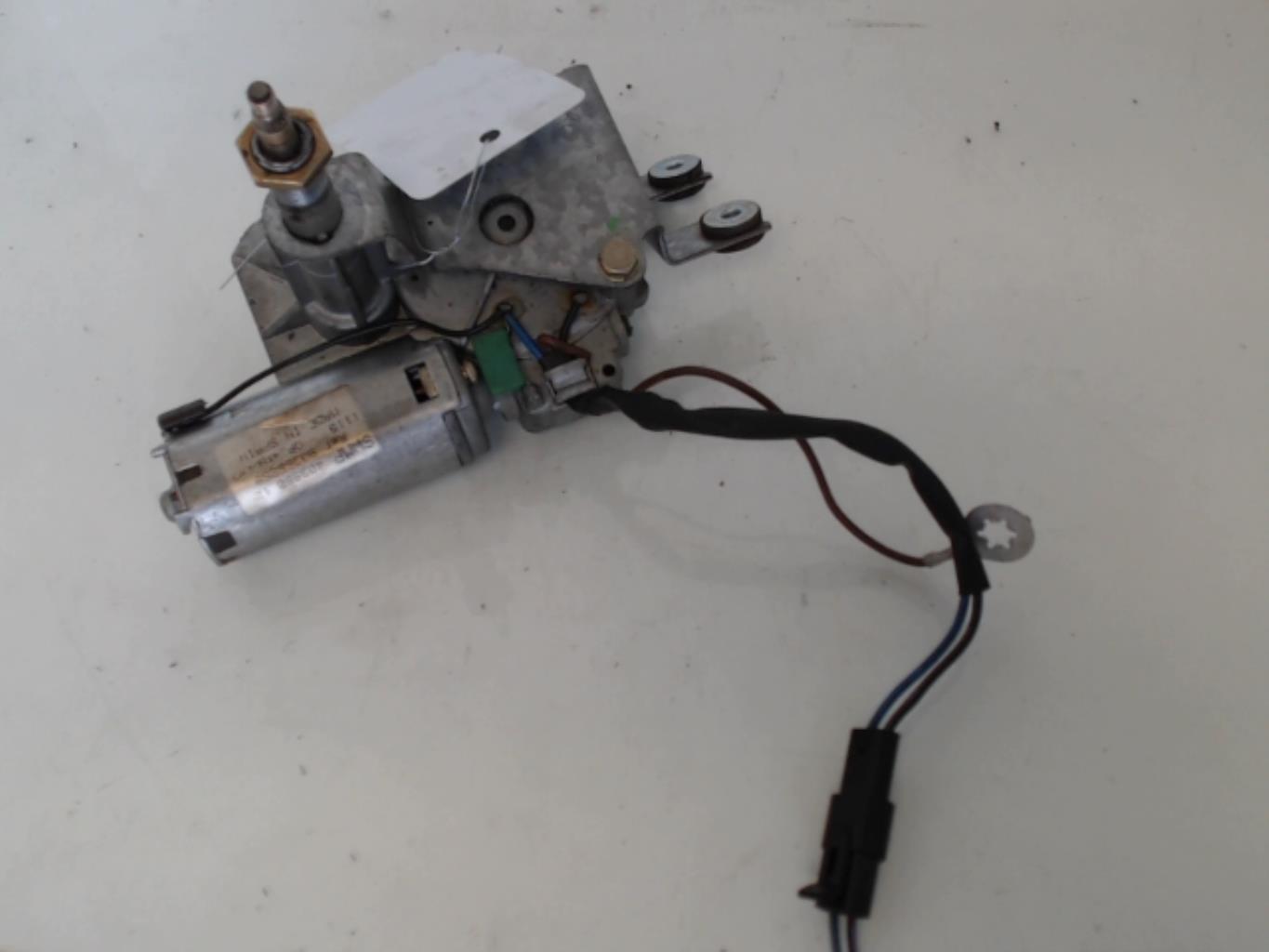 Moteur essuie glace arriere