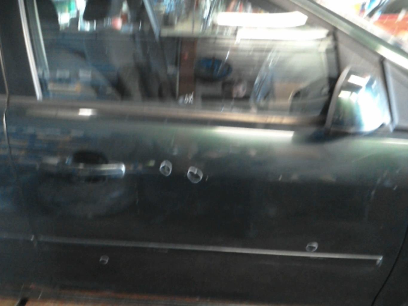 Porte avant droit