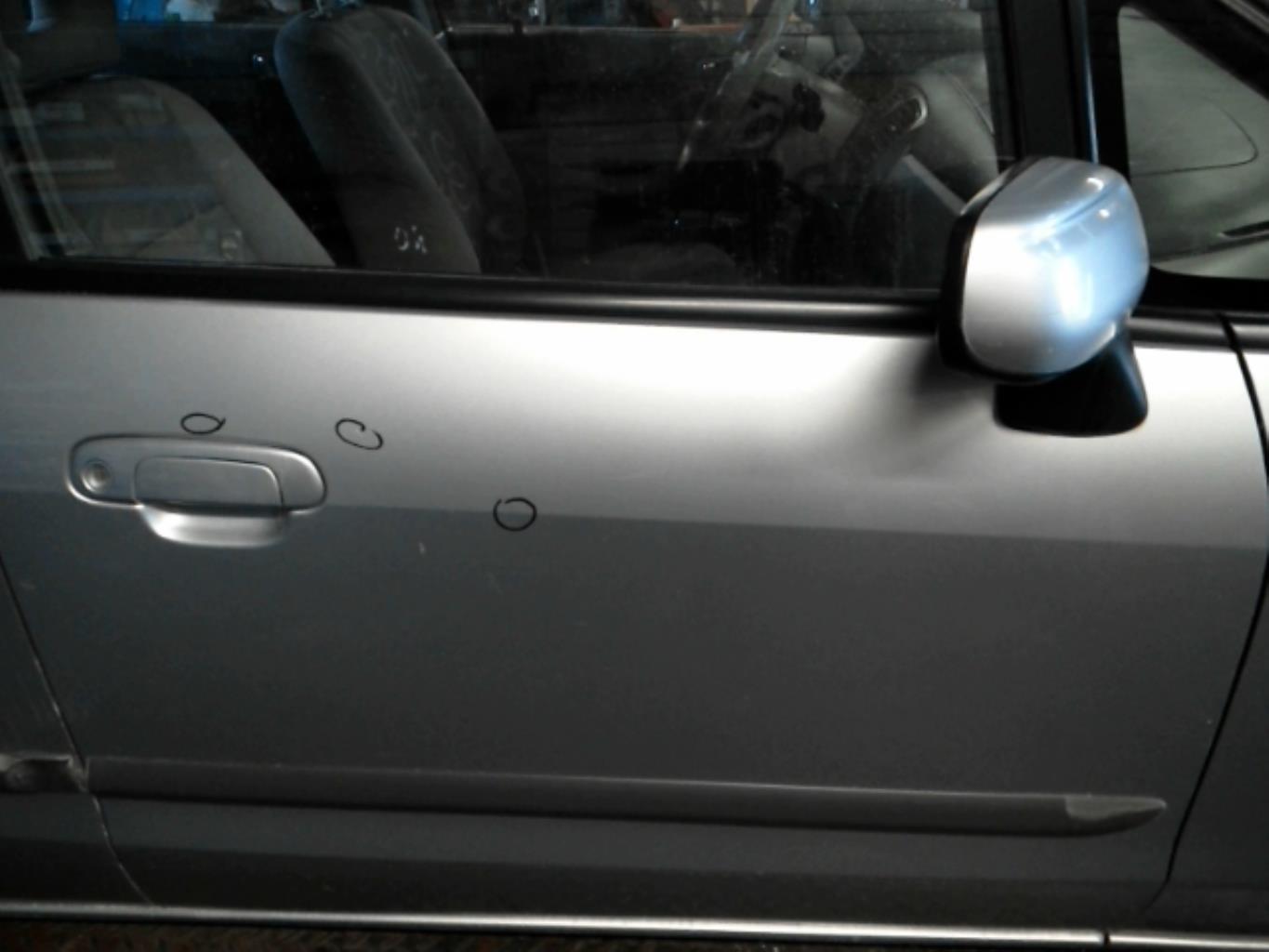 Porte avant droit