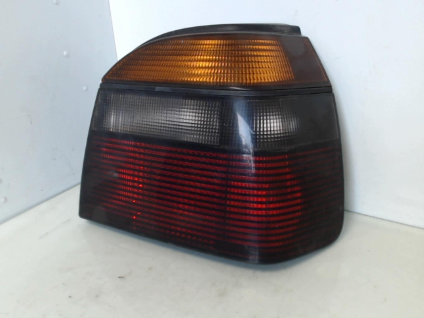 Fanale posteriore principale destro (luci)