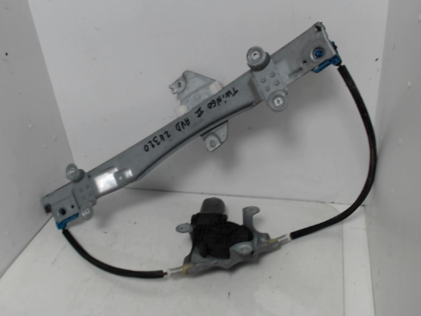 Leve vitre electrique avant droit