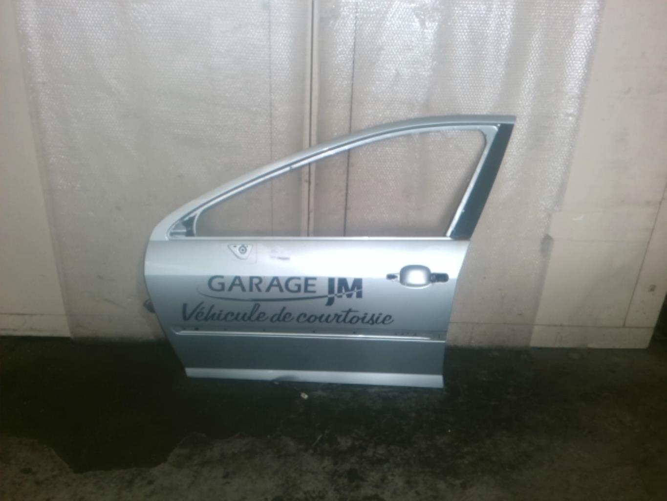 Porte avant gauche