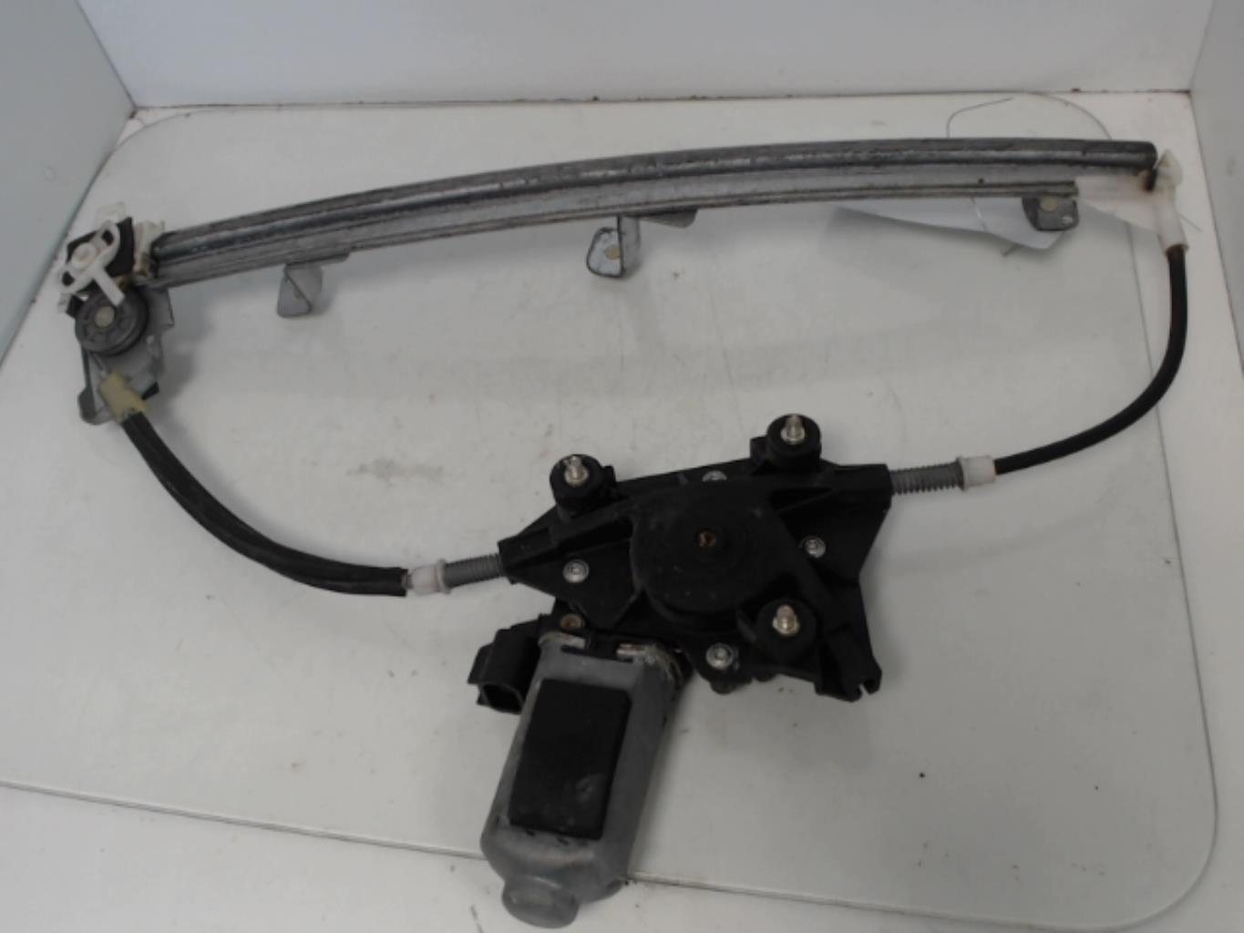 Leve vitre electrique avant gauche