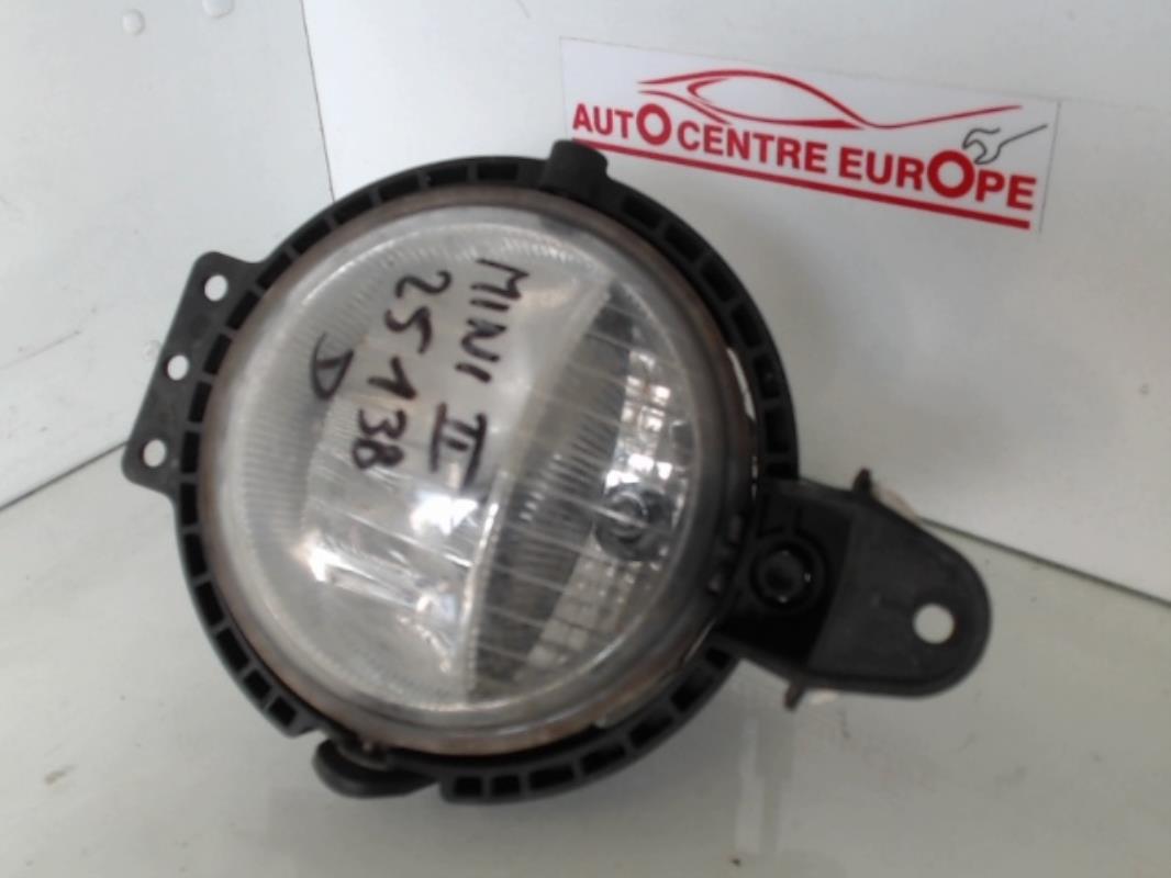 Anti brouillard droit (feux)