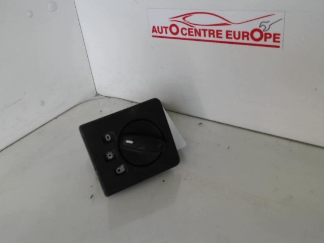 Commande de phare