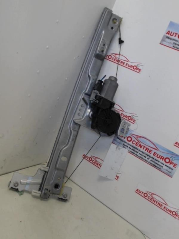 Leve vitre electrique avant droit