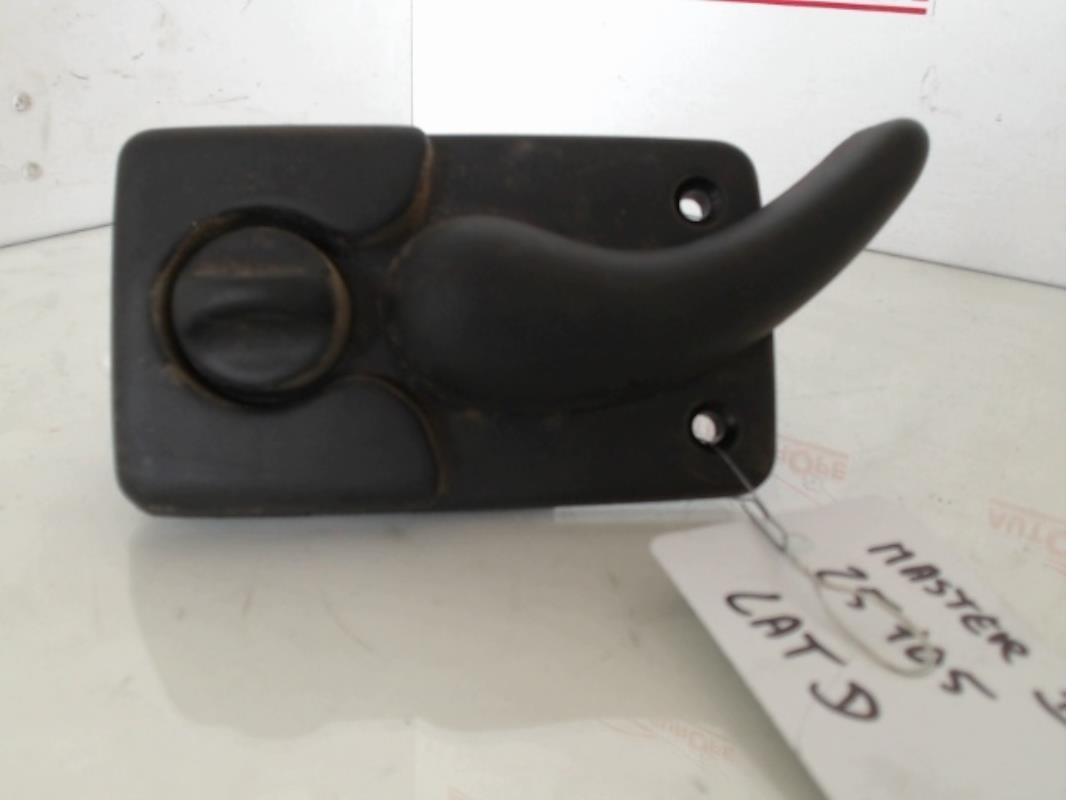Poignee interieur porte laterale droite