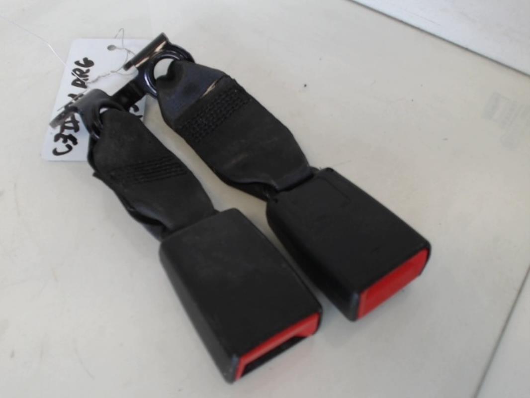 Attache ceinture arriere gauche