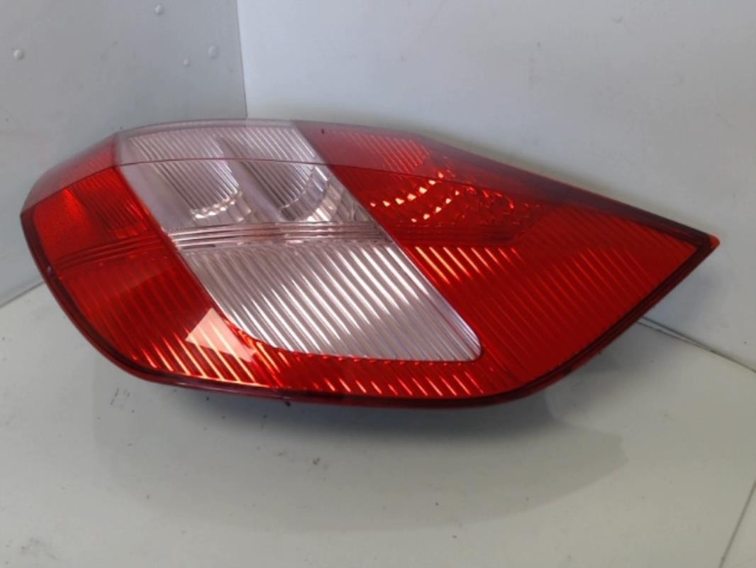 Fanale posteriore principale destro (luci)