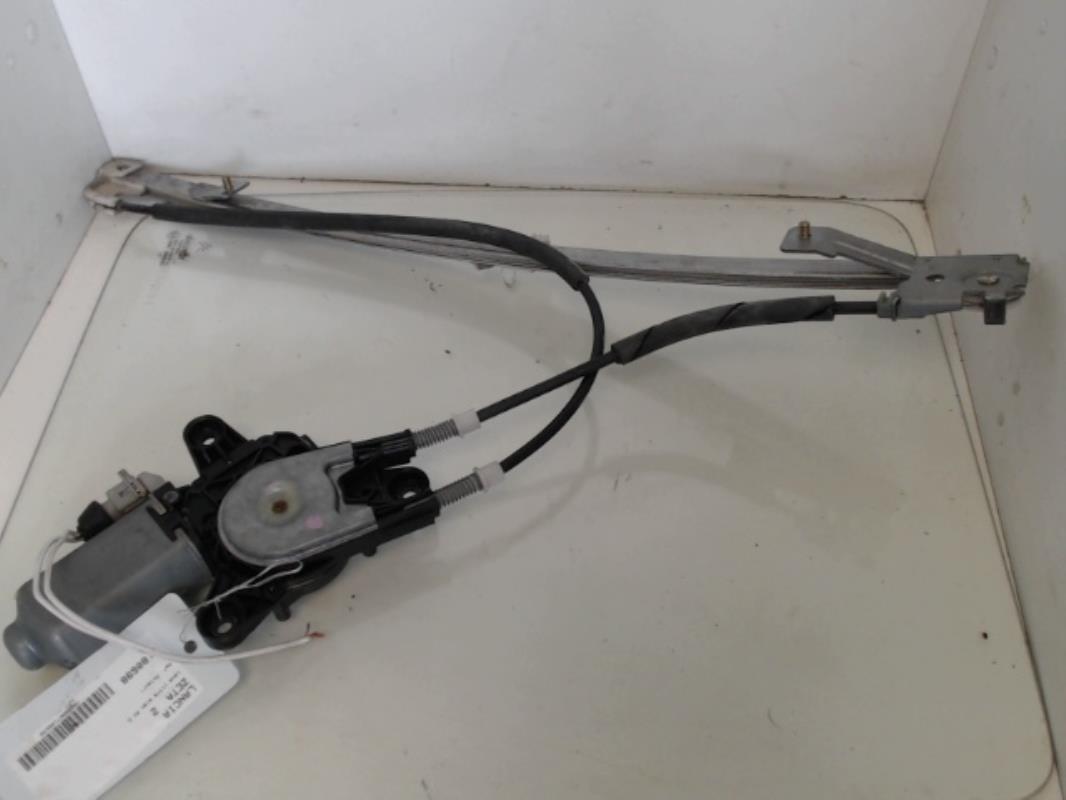 Leve vitre electrique avant droit