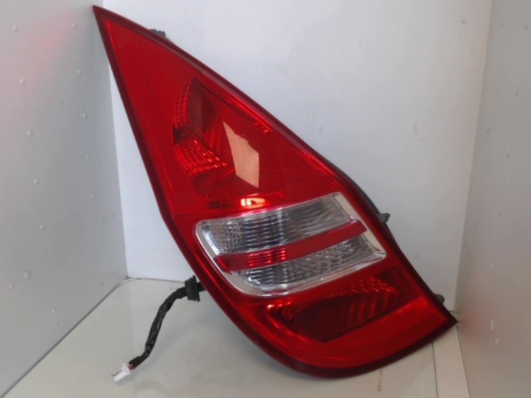 Fanale posteriore principale sinistro (luci)