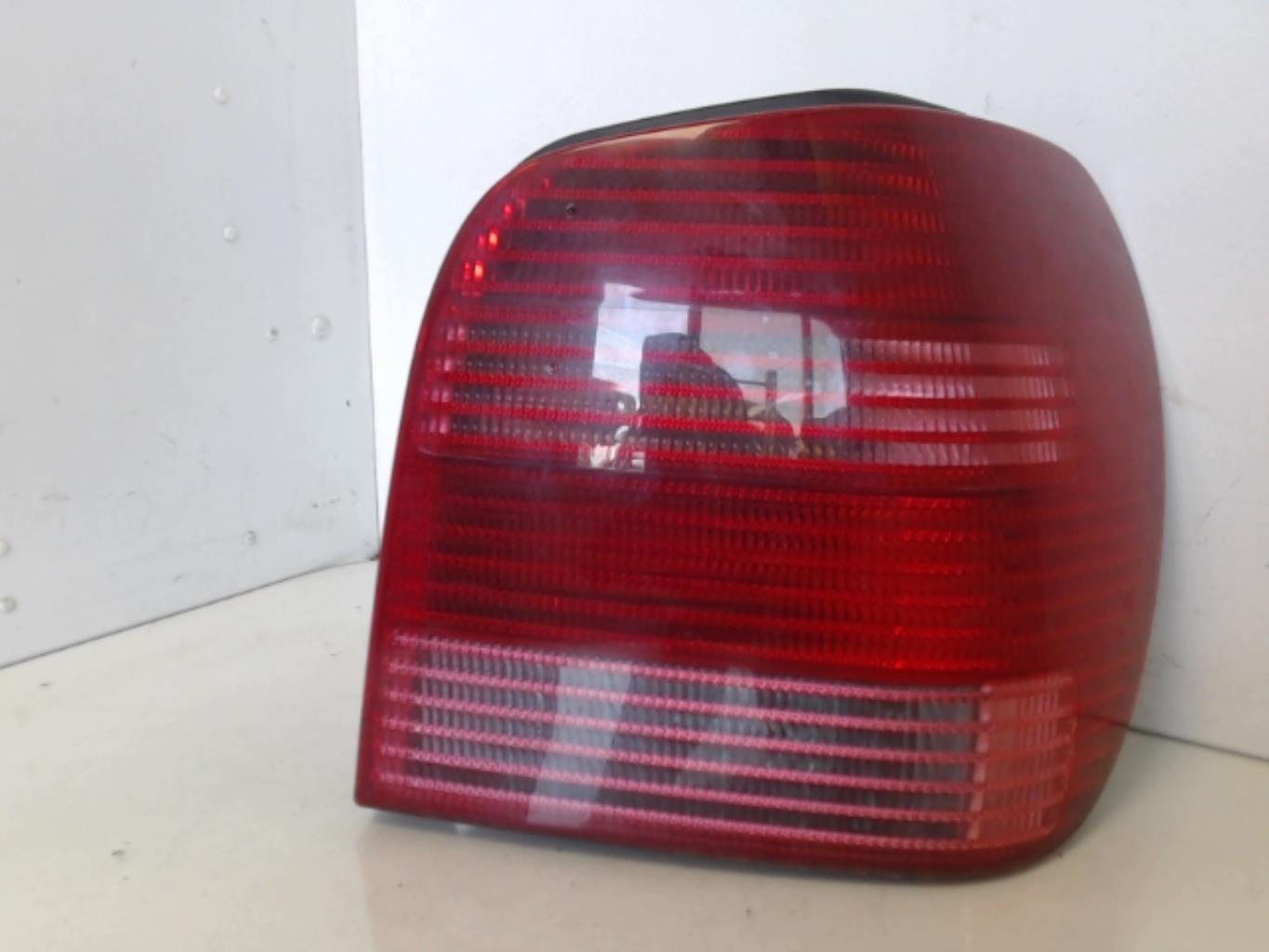 Fanale posteriore principale destro (luci)