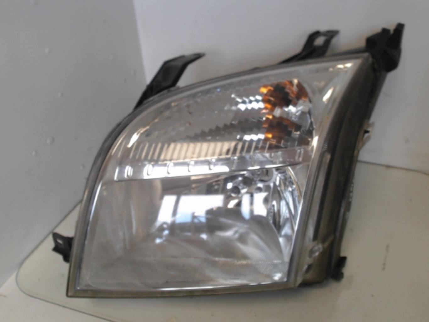 Gruppo ottico anteriore principale sinistro (luci)(faro)