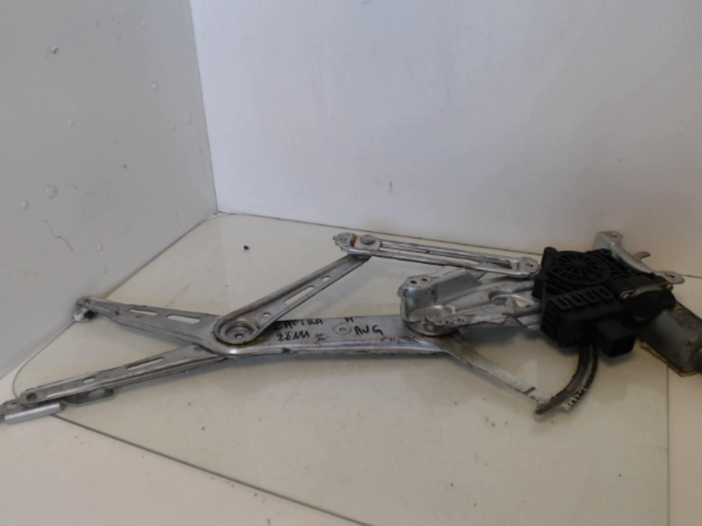 Leve vitre electrique avant gauche