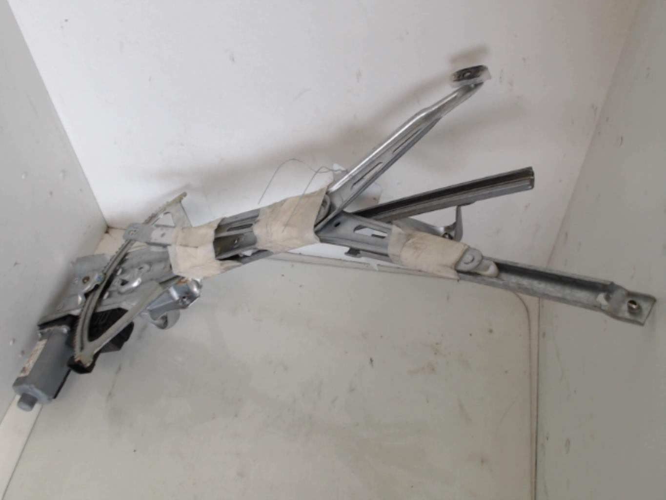 Leve vitre electrique avant gauche