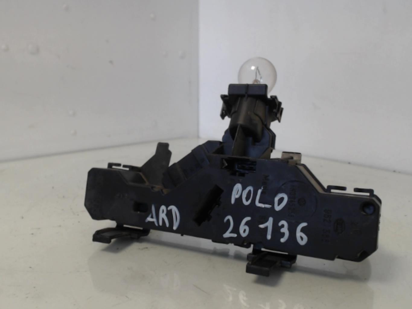 Platine feu arriere droit
