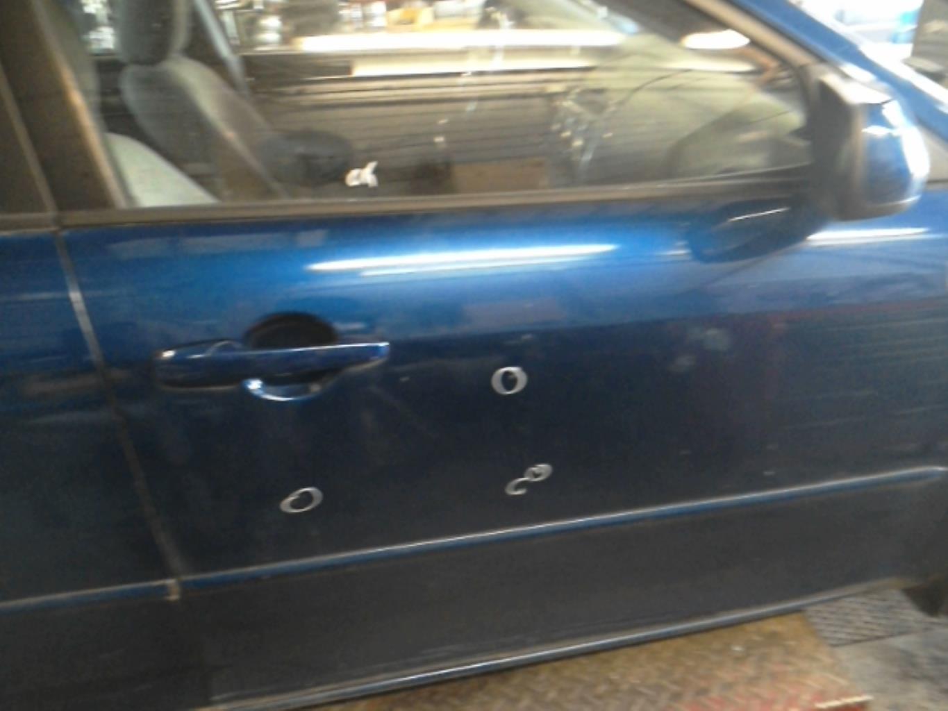 Porte avant droit