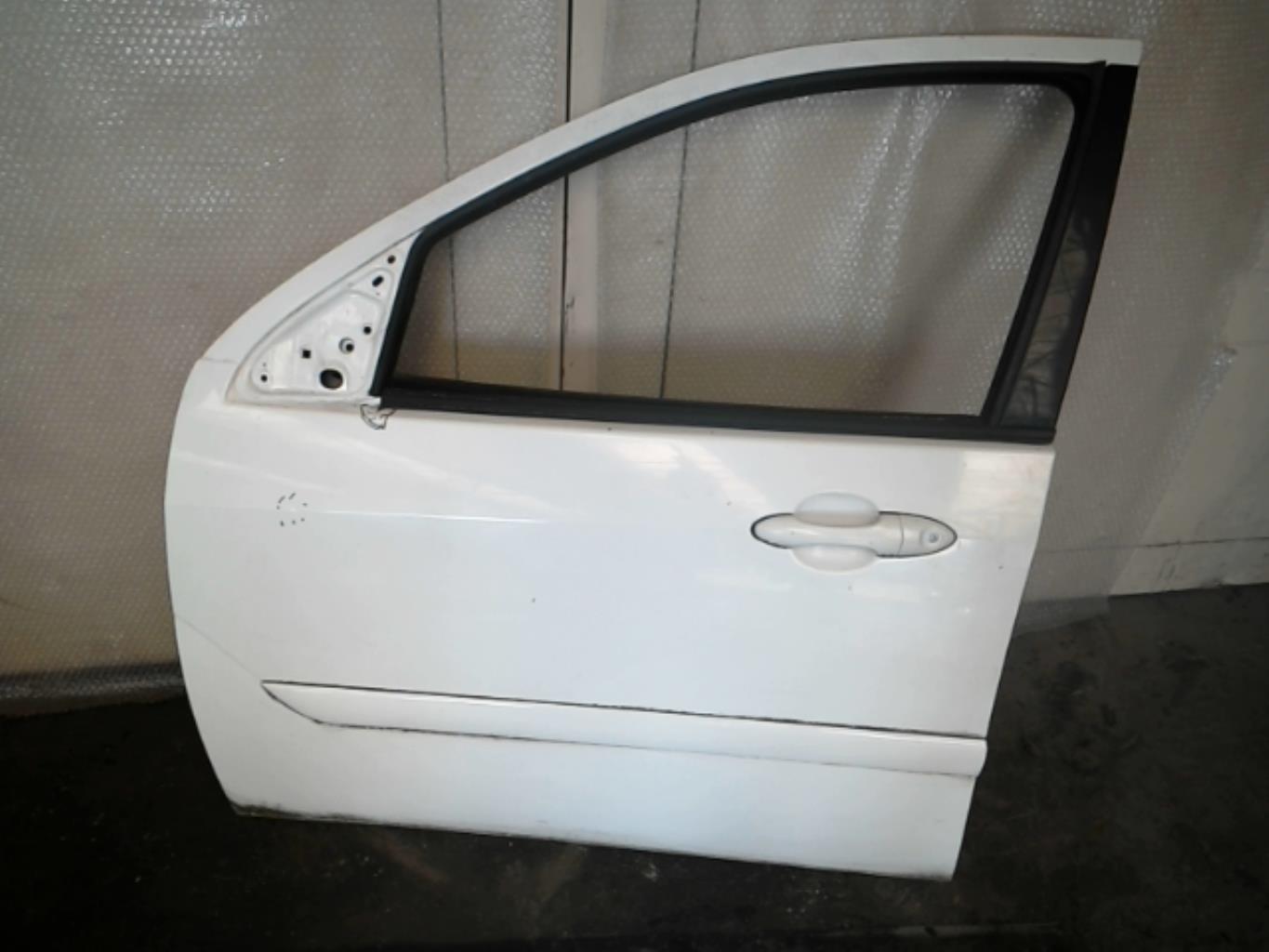 Porte avant gauche