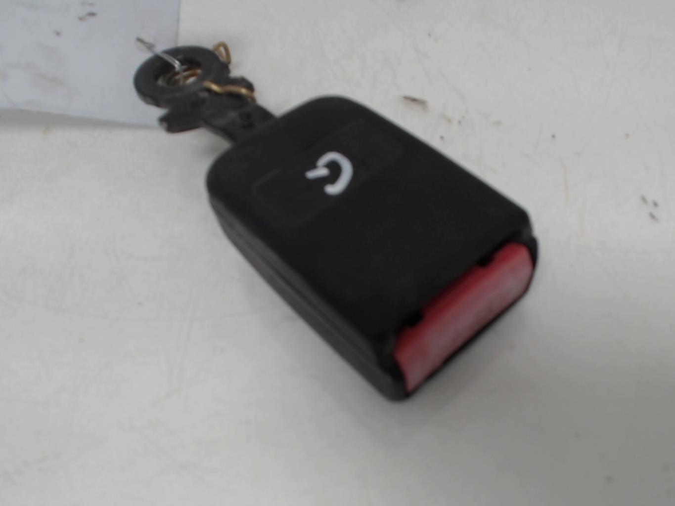 Attache ceinture arriere gauche