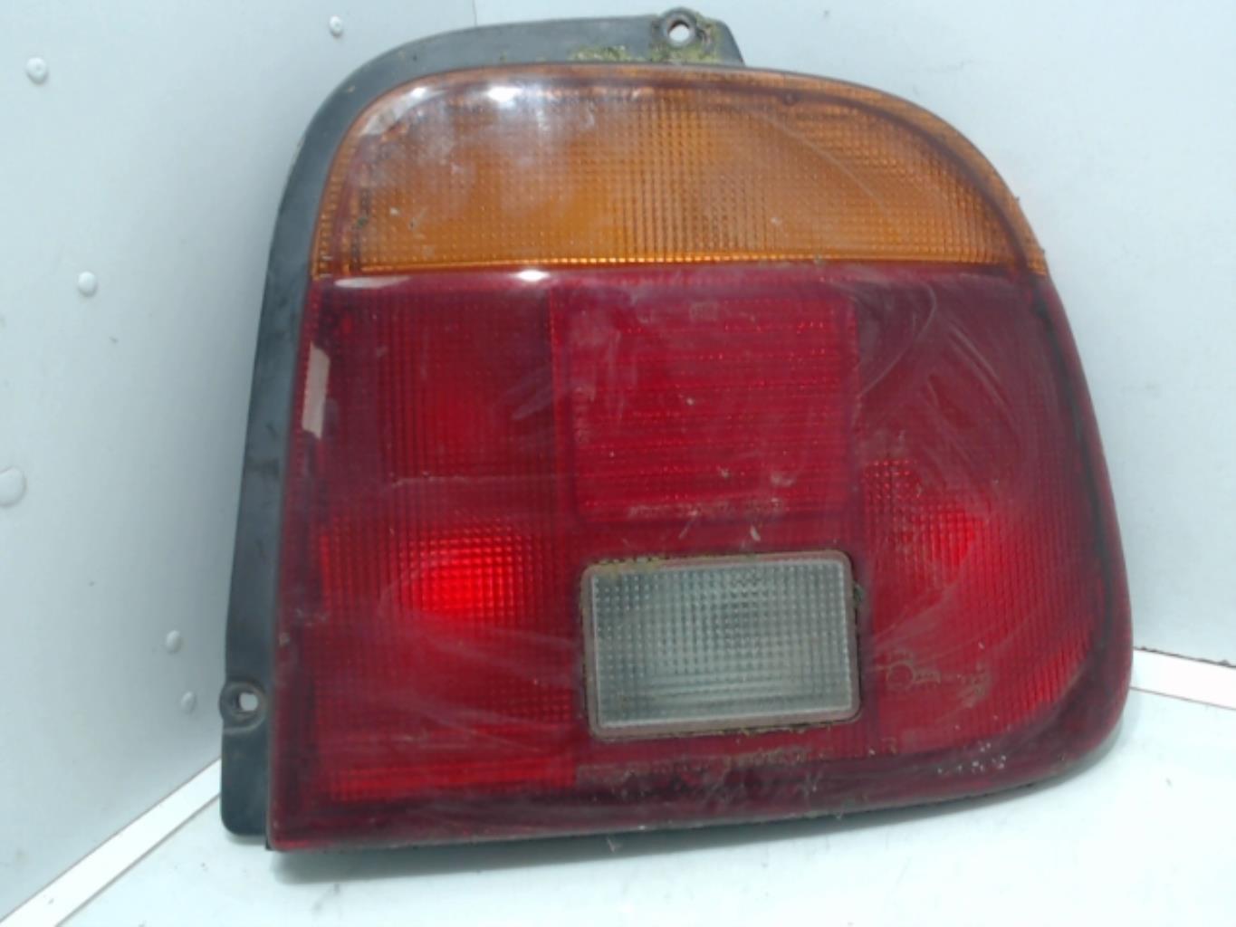 Fanale posteriore principale destro (luci)
