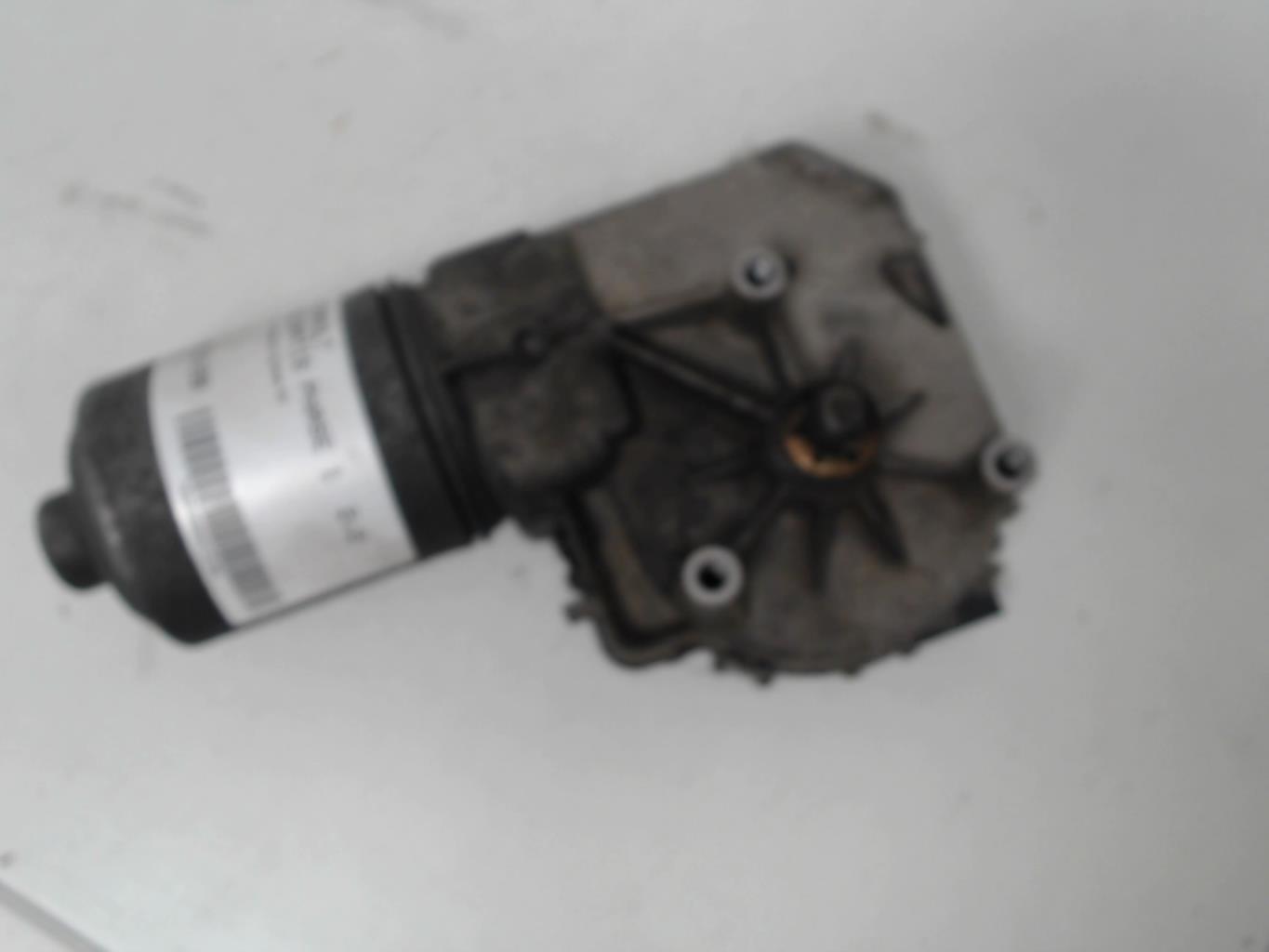 Motor de limpiaparabrisas delantero