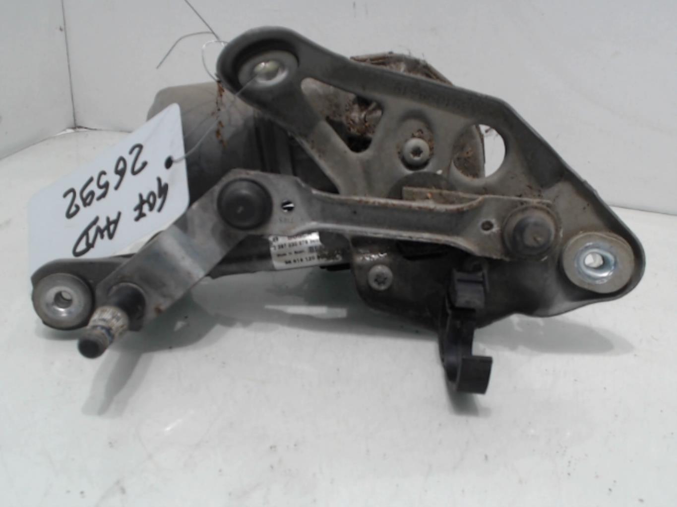 Moteur essuie glace avant droit