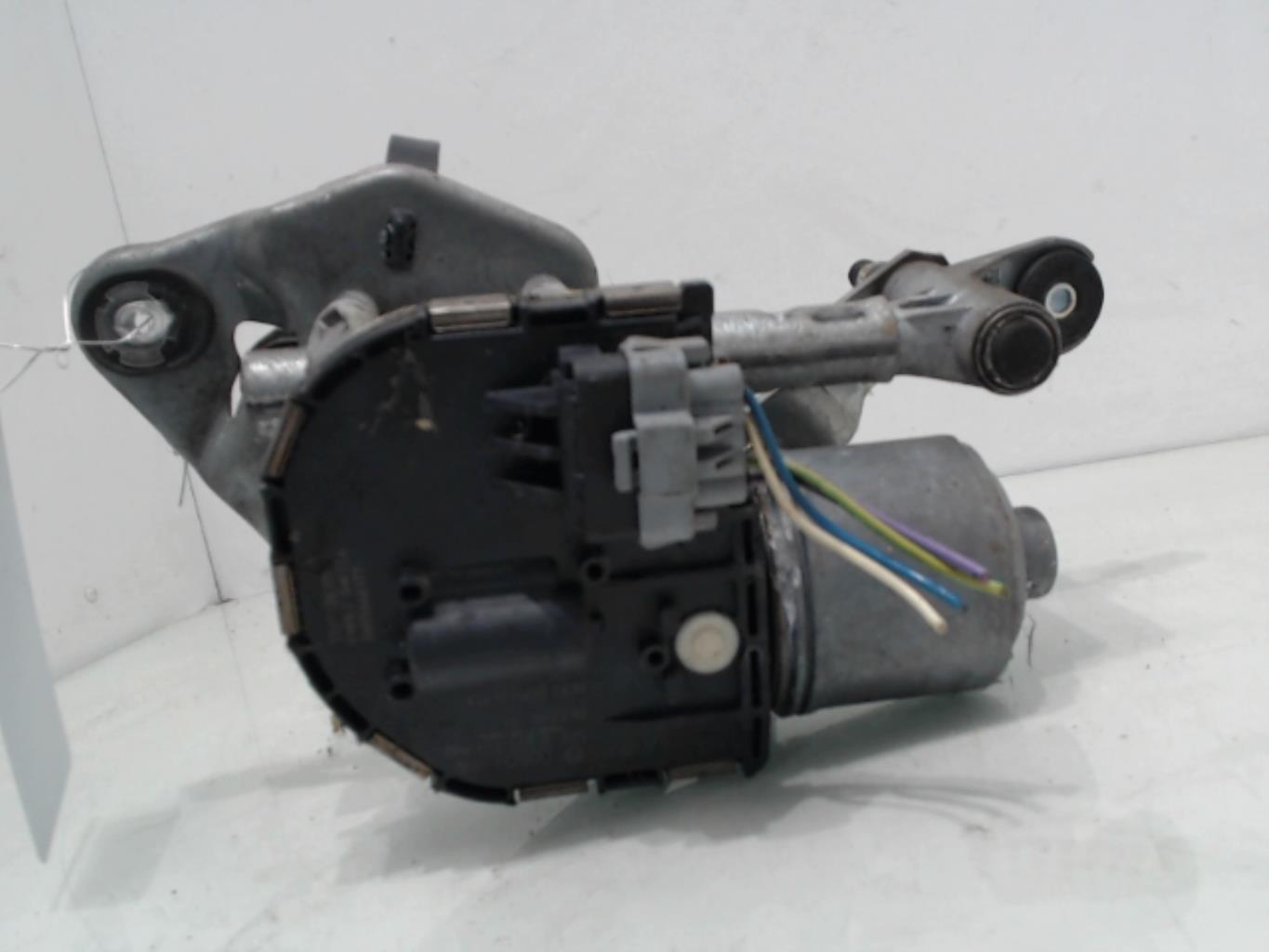 Moteur essuie glace avant gauche